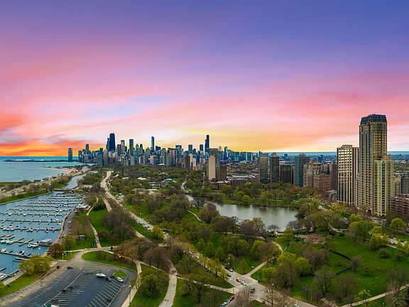 2nd image of 2800 N Lake Shore Dr APT 3306