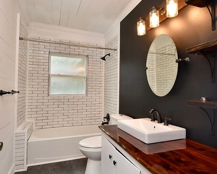 708 Tech Dr — Photo 36