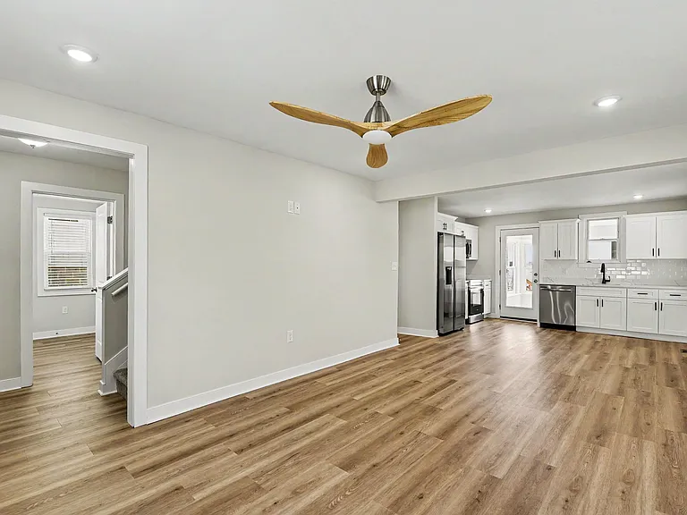 9135 Cuckold Rd — Photo 9