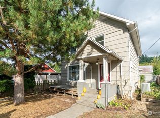 408 NW Benton Ave, Winlock, WA 98596
