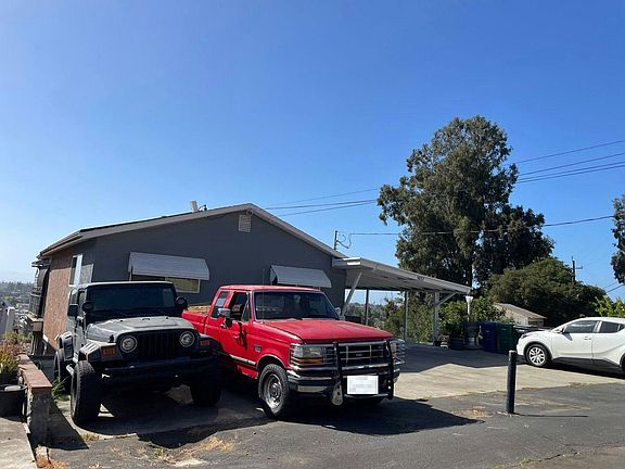 3rd image of 1057 Central Blvd