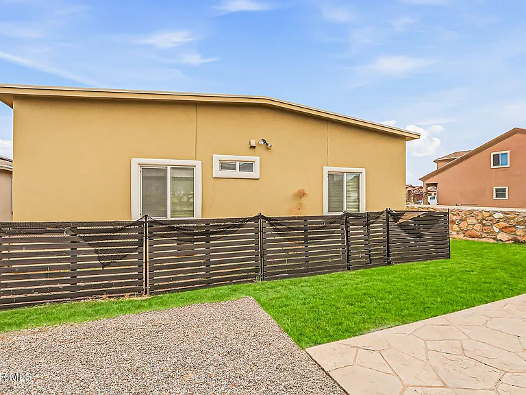 3853 Loma Brisa Dr — Photo 31