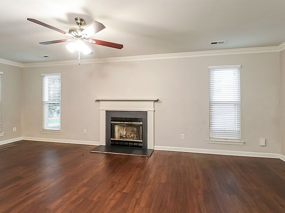 5th image of 4036 Mozart Ct