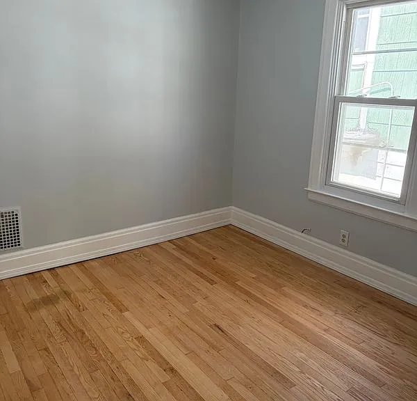 214 Craig St #2 — Photo 5