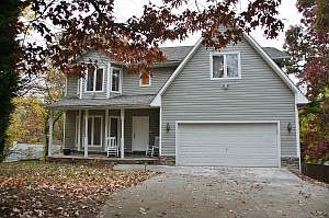 1st image of 2226 Eastview Dr SW