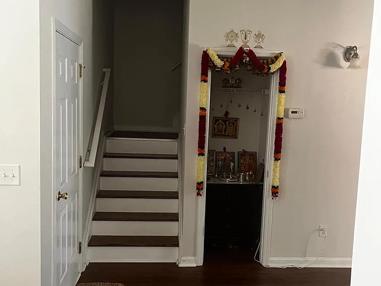 394 Saint Claire Dr — Photo 5