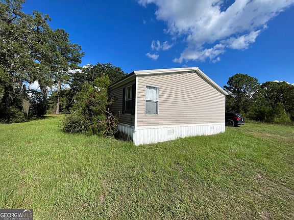 5th image of 655 Meadowood Dr
