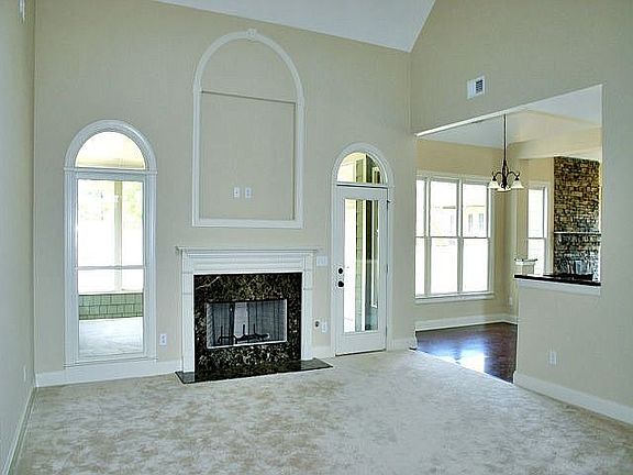 Vaulted Family Room