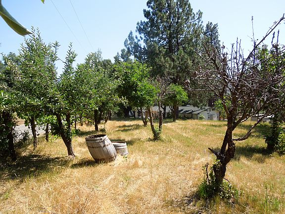 2nd image of 50050 Deer Meadow Way