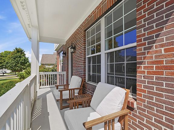 5th image of 5817 Edgebrook Dr
