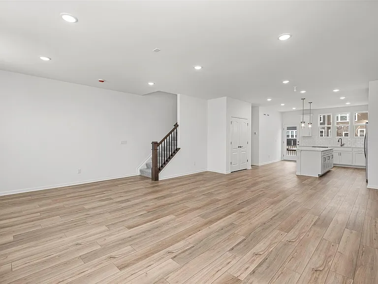 43071 Atwood Ave — Photo 22