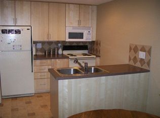 1948 NE Darby St APT B, Hillsboro, OR
