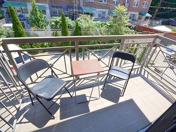 3rd image of 3219 55th St #2