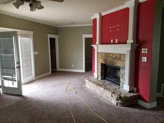 4th image of 125 Flat Creek Dr