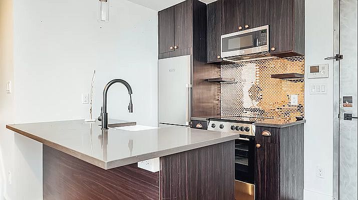 1st image of 685 Franklin Ave #4B