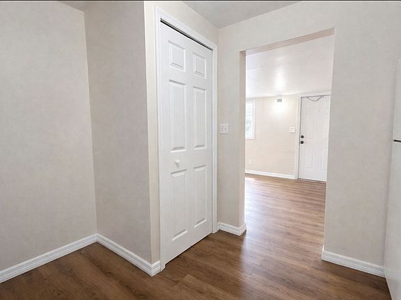 4th image of 719 Burdick Ave