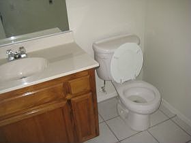 4th image of 1125 Eubanks Ave