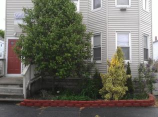 91 Huron St, Providence, RI 02908