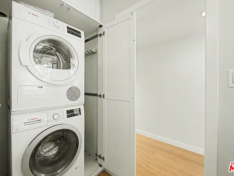 1021 Westmount Dr #102 — Photo 13
