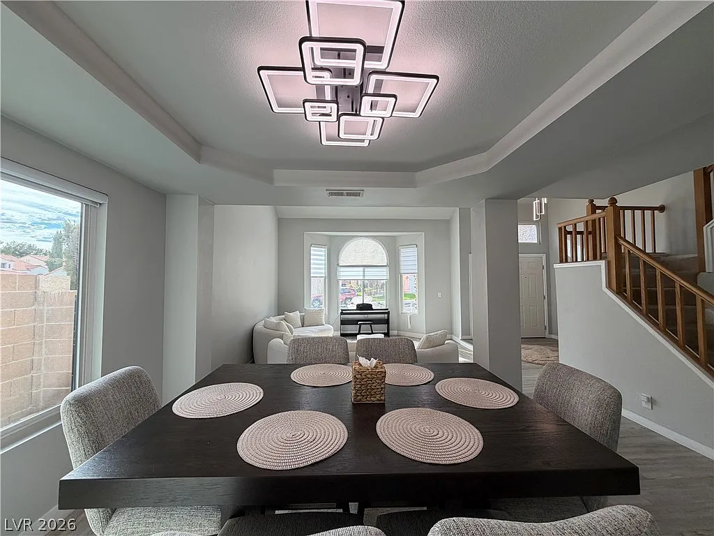 4 bed, 3.5 bath, 2260 sqft, $3,300 — Photo 4