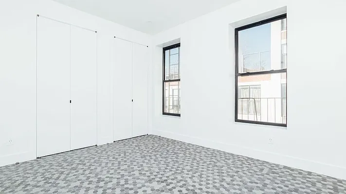 Rented by Nooklyn NYC LLC | media 13