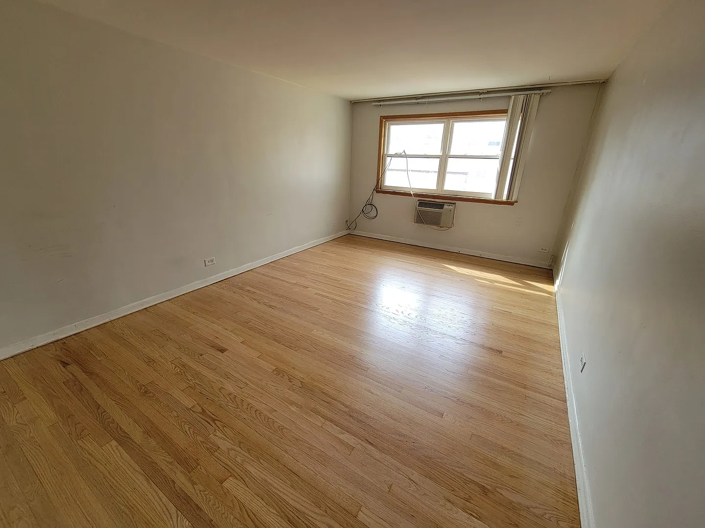 1 bed, $1,315 — Photo 2