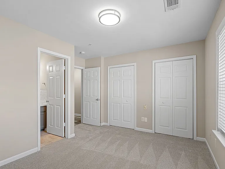 2632 Weddington Ave — Photo 18