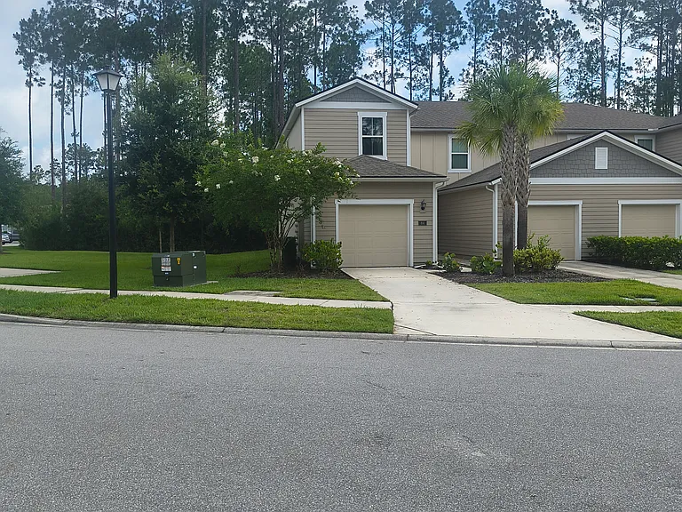 63 Scotch Pebble Dr — Photo 5