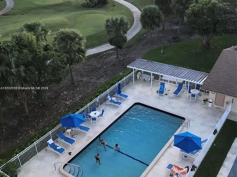 250 Jacaranda Dr #805 — Photo 10
