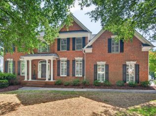 9121 Fawn Hill Ct, Raleigh, NC 27617