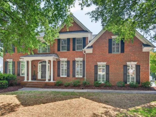9121 Fawn Hill Ct, Raleigh, NC 27617