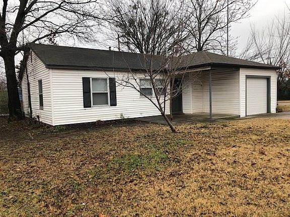 2nd image of 903 Buck Dr