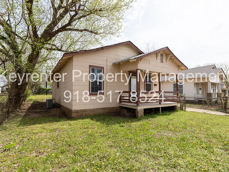 1607 N Lewis Pl — Photo 30