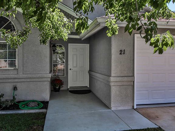 3rd image of 710 S Indian Hills Dr Unit 21