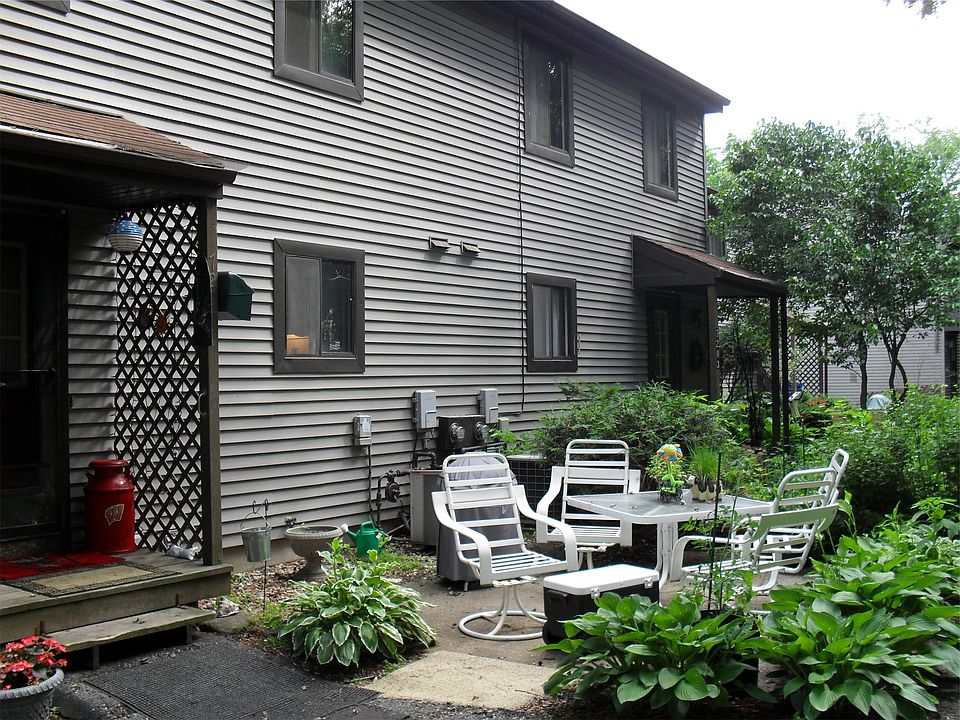 1st image of 7203 Park Shores Ct