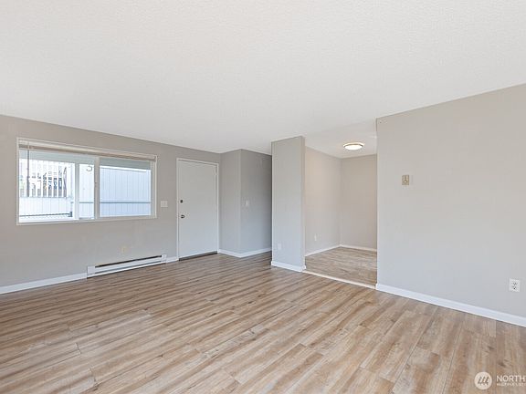 5th image of 361 Earlington Avenue SW