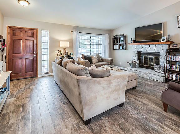 5th image of 5587 W Driftwood Ct