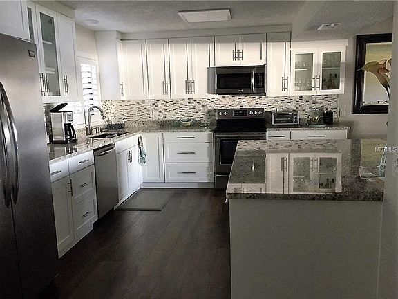 4th image of 610 Killarney Bay Ct #1