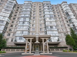 19385 Cypress Ridge Ter UNIT 404, Lansdowne, VA 20176