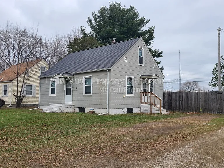 1387 Hurd Ave — Photo 18