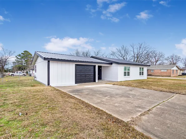 50001 Del Ra Dr, Greenville, TX 75402