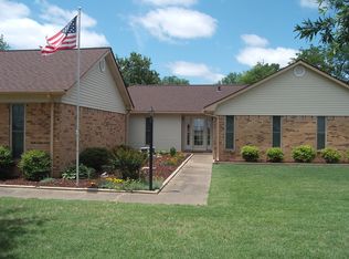 600 Putting Green Dr, Blytheville, AR 72315