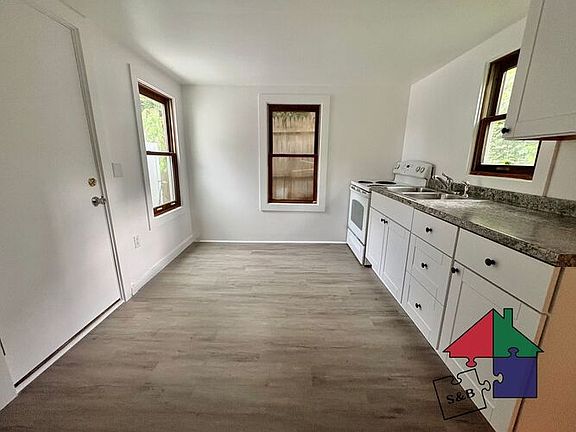 4th image of 214 Pine St #C