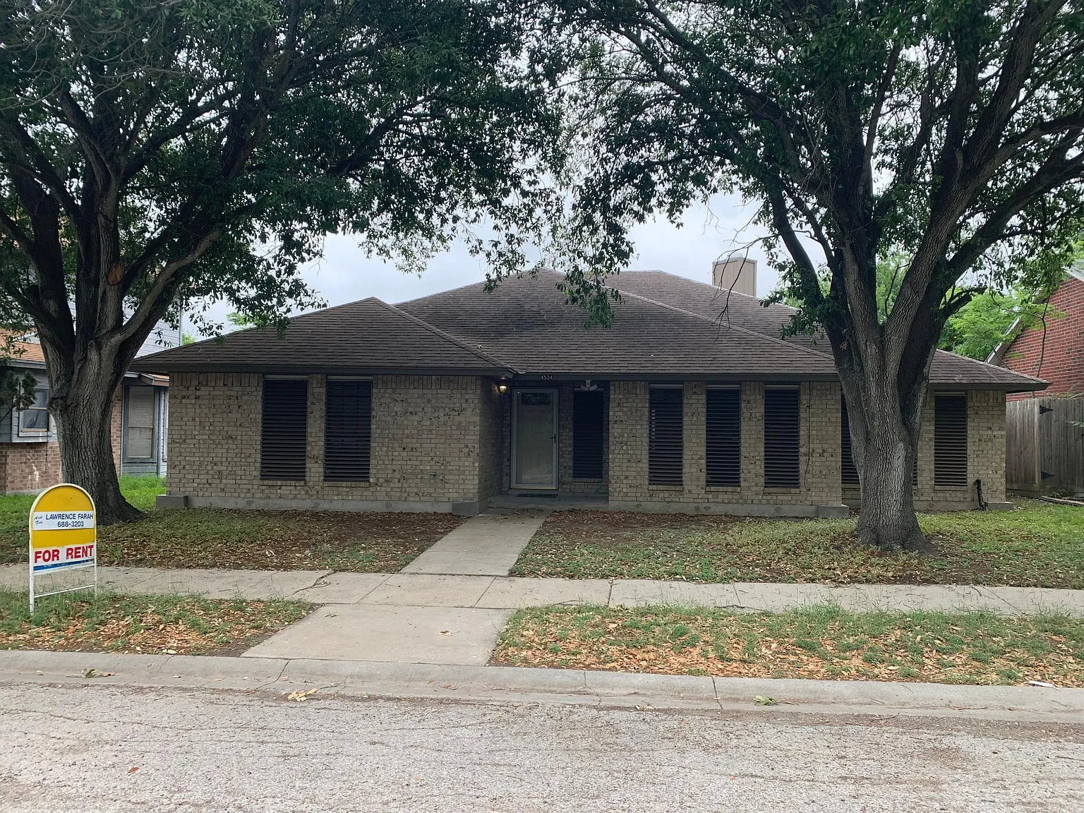 3 bed, 2016 sqft, $1,995 — Photo 1
