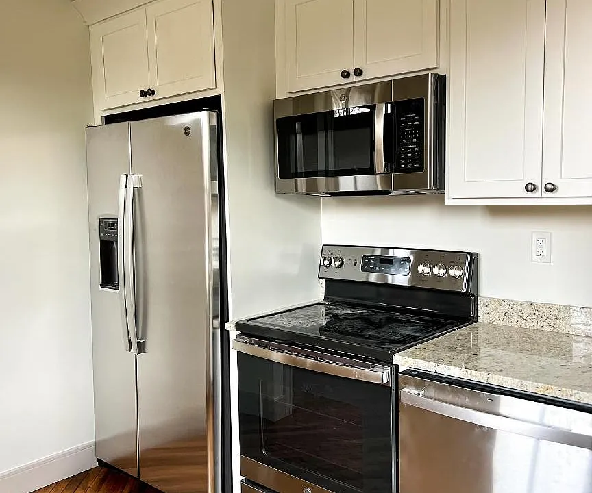 35 Maple Ave #105
