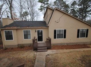 359 Knollwood Ln, Woodstock, GA 30188
