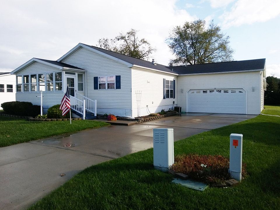 1st image of 250 Leisure Ln