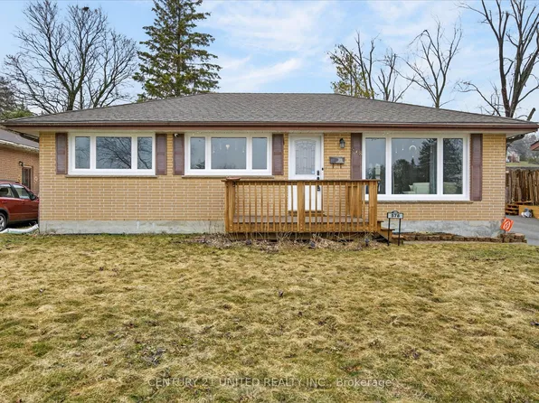 578 Hillside St, Peterborough, ON K9H 5N6