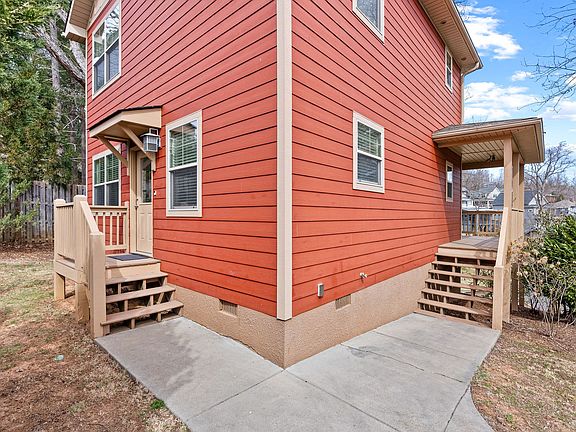 4th image of 8 Thurland Ave