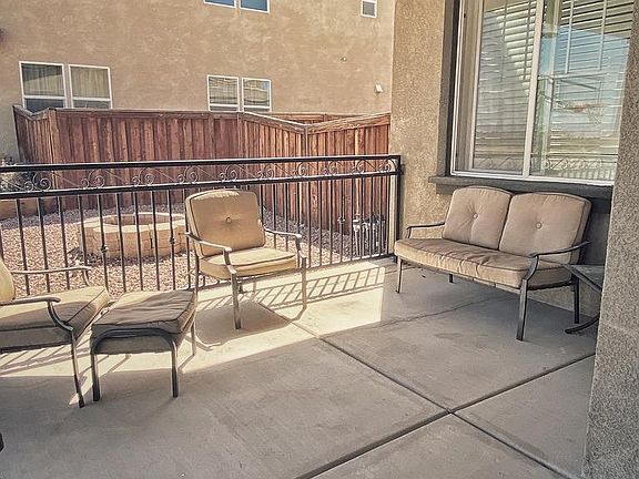 2nd image of 13900 Mesa Linda Ave